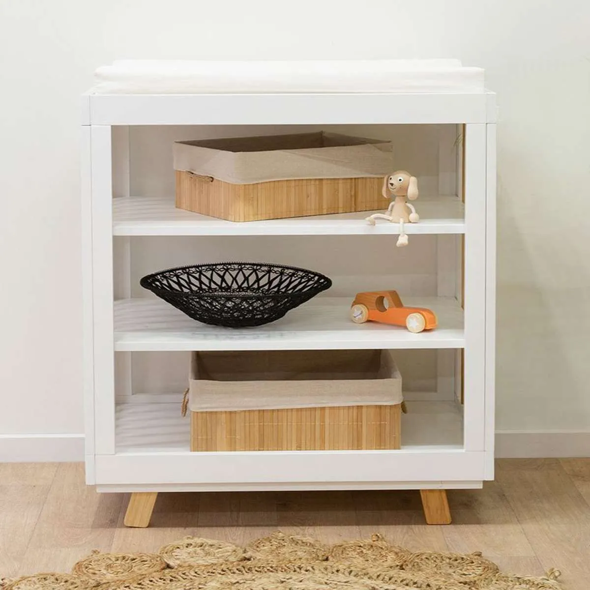 Aspen White Natural Five Piece Nursery Furniture Set Mocka