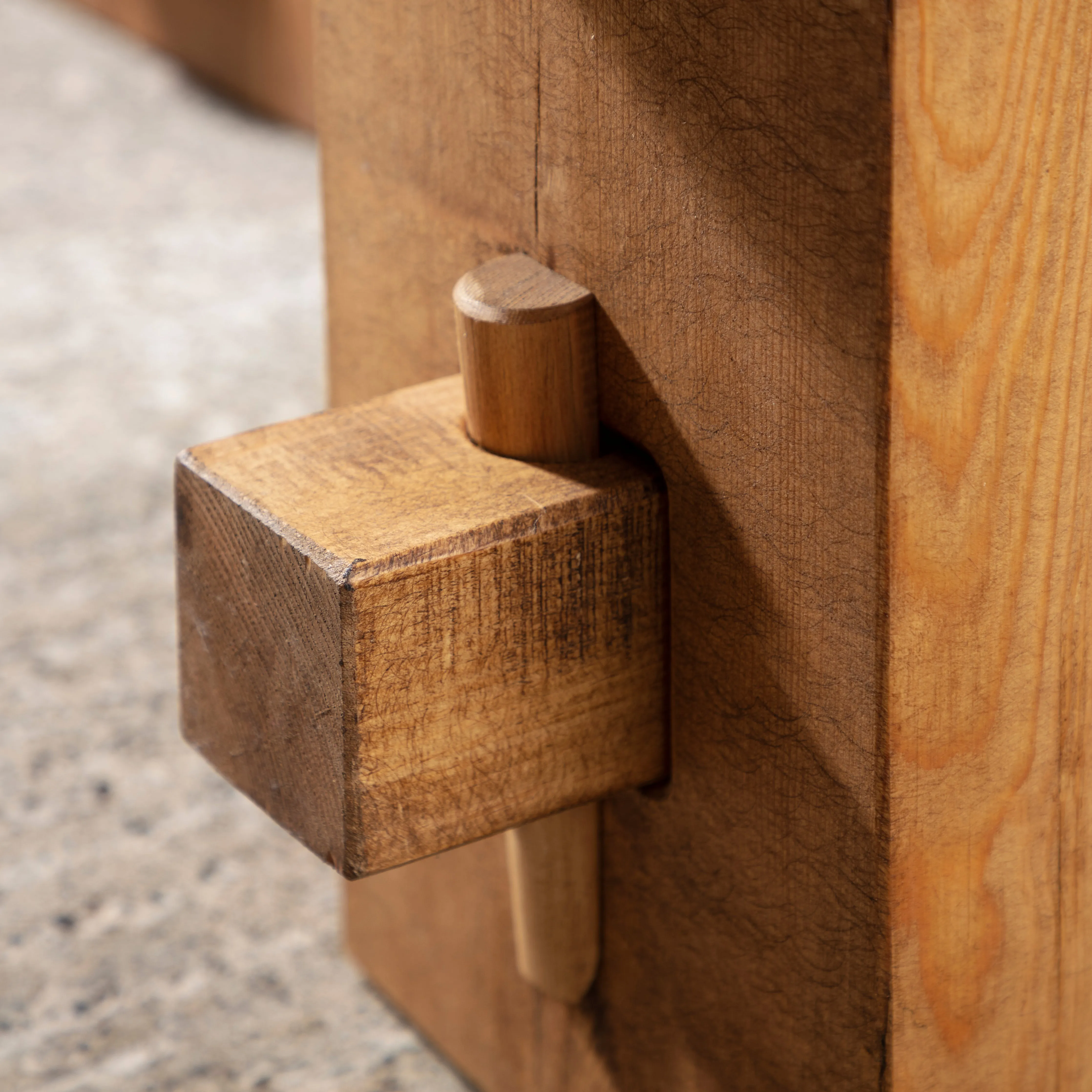 Derwent Dining Table Funky Chunky