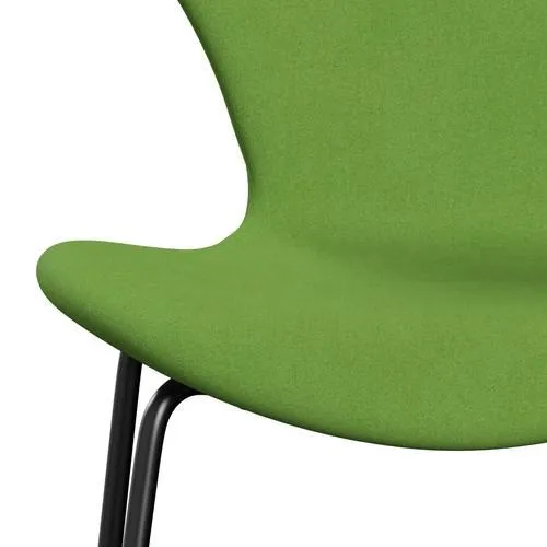 Fritz Hansen Series 7™ Chair Full Upholstery, Black/Divina Lime Light