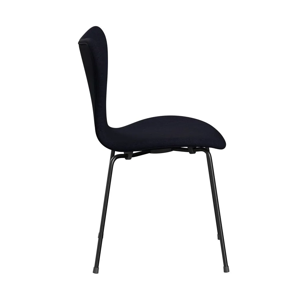 Fritz Hansen Series 7™ Chair Full Upholstery, Black/Divina Md Navy Dark