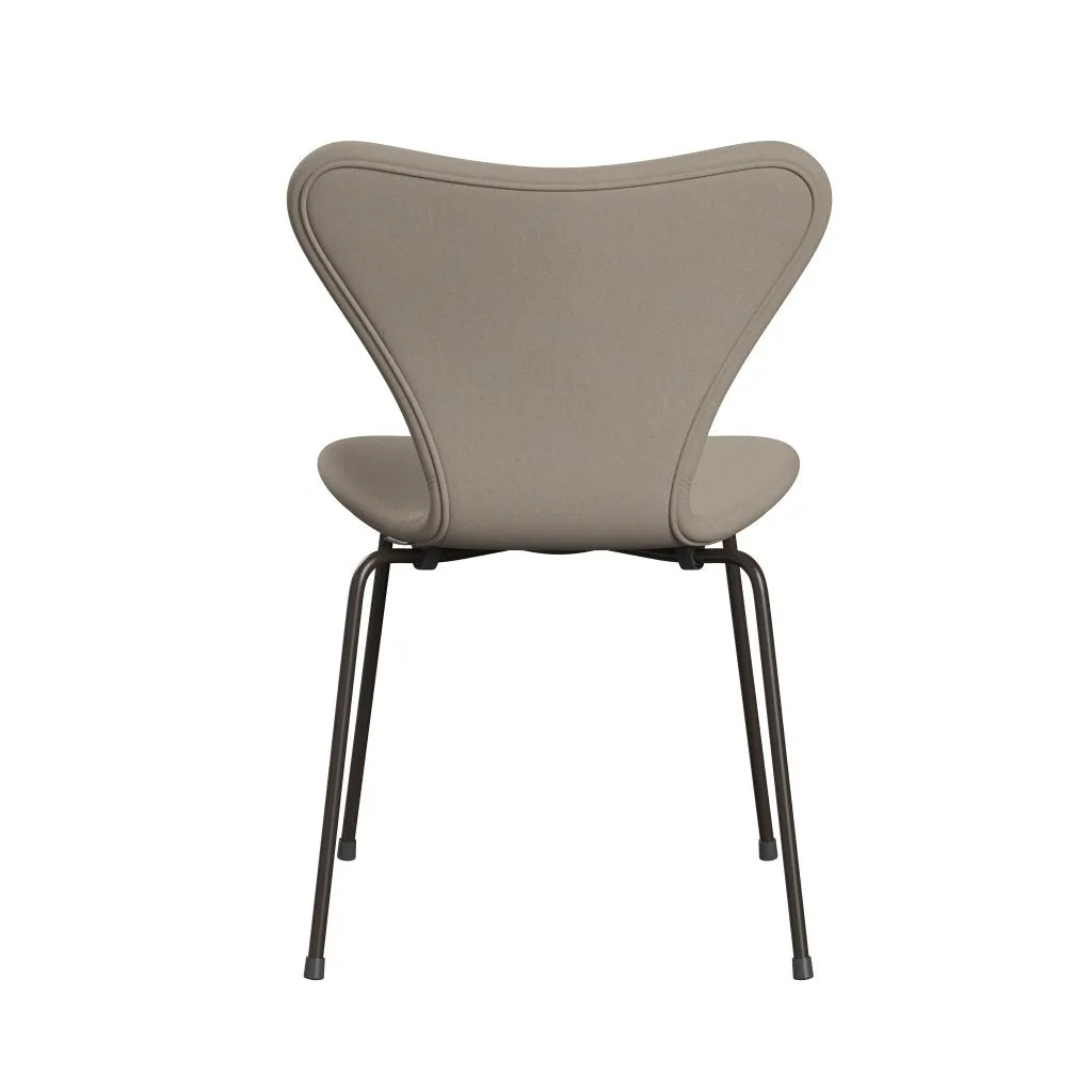 Fritz Hansen Series 7™ Chair Full Upholstery, Brown Bronze/Comfort White Grey
