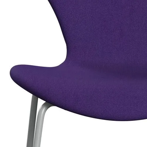 Fritz Hansen Series 7™ Chair Full Upholstery, Nine Grey/Tonus Violet