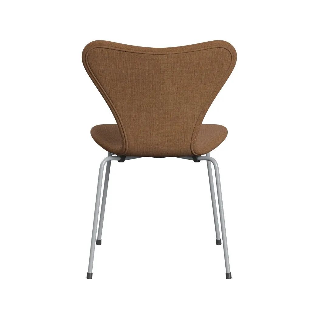 Fritz Hansen Series 7™ Chair Full Upholstery, Silver Grey/Remix Rust