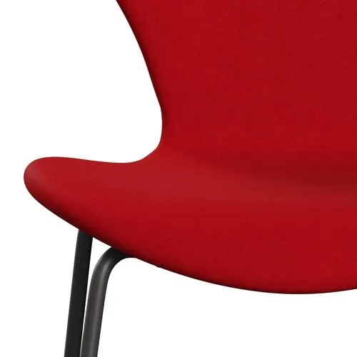Fritz Hansen Series 7™ Chair Full Upholstery, Warm Graphite/Comfort Red (C64013)
