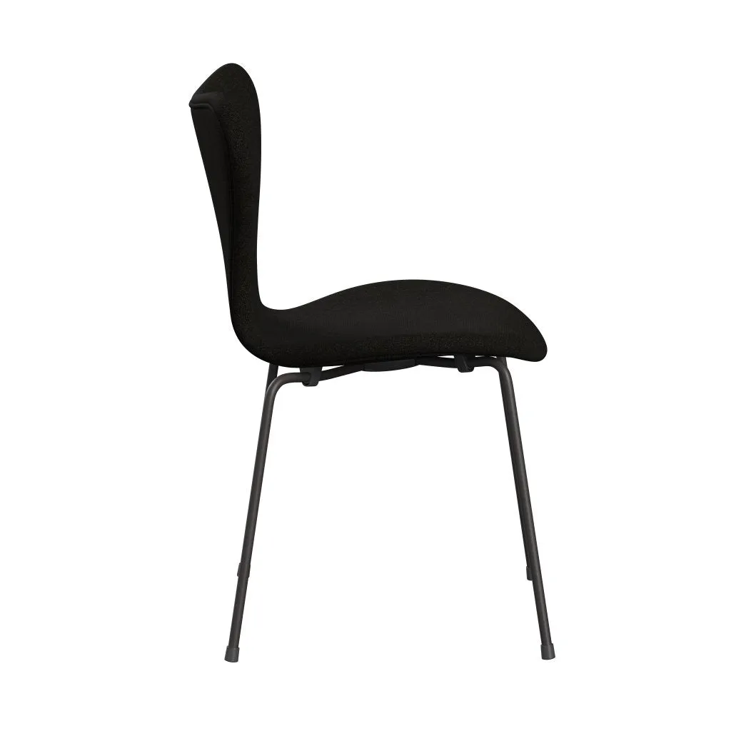 Fritz Hansen Series 7™ Chair Full Upholstery, Warm Graphite/Hallingdal Brown/Dark Grey