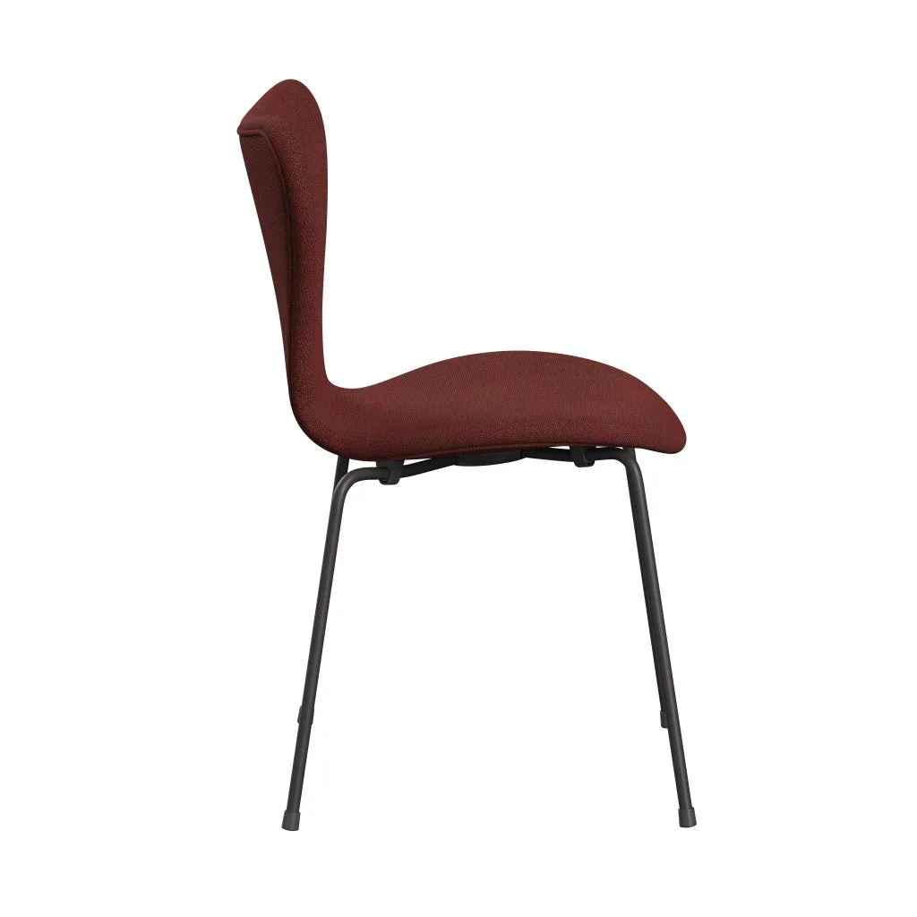 Fritz Hansen Series 7™ Chair Full Upholstery, Warm Graphite/Hallingdal Red/Green