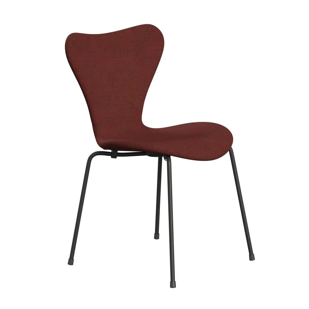 Fritz Hansen Series 7™ Chair Full Upholstery, Warm Graphite/Hallingdal Red/Green