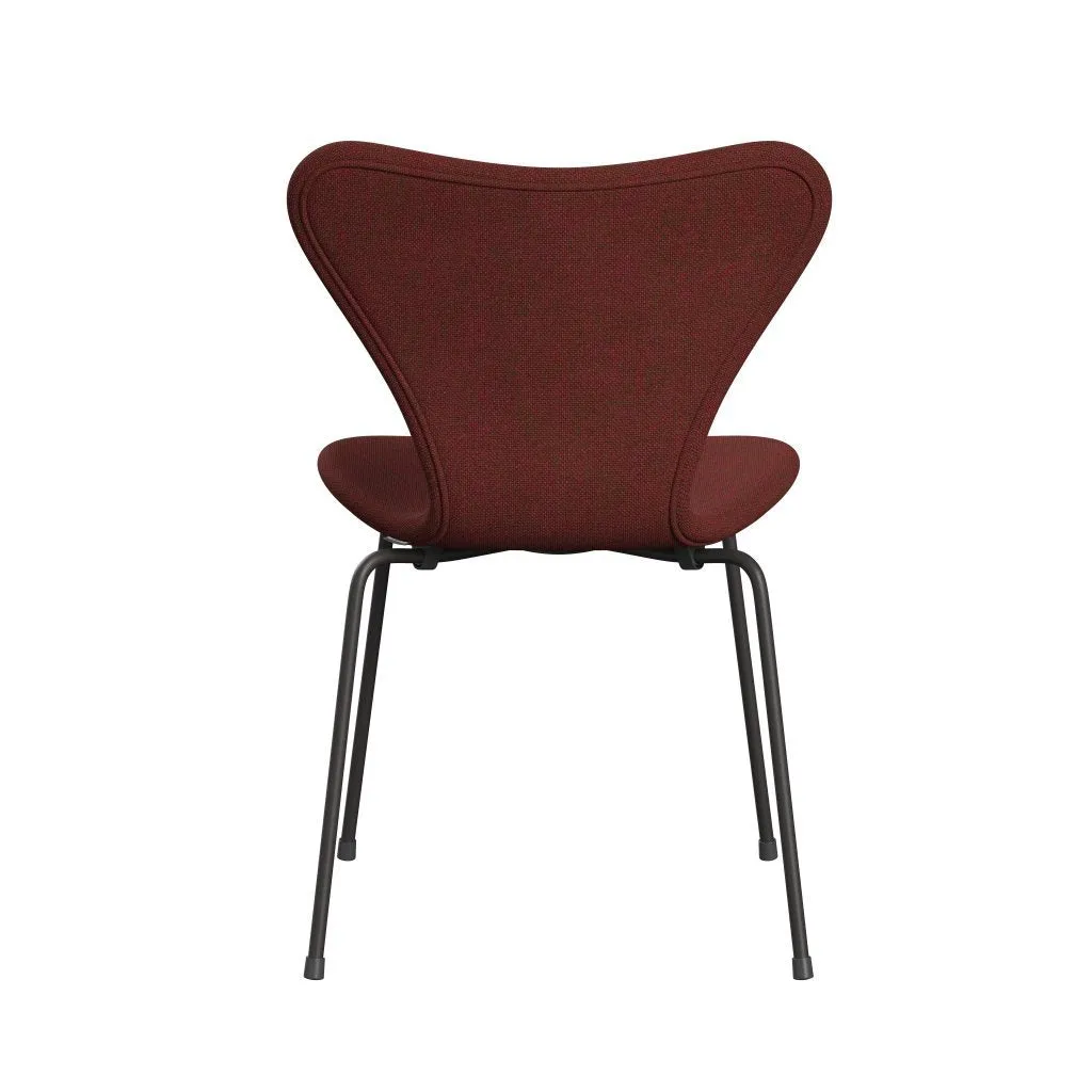 Fritz Hansen Series 7™ Chair Full Upholstery, Warm Graphite/Hallingdal Red/Green
