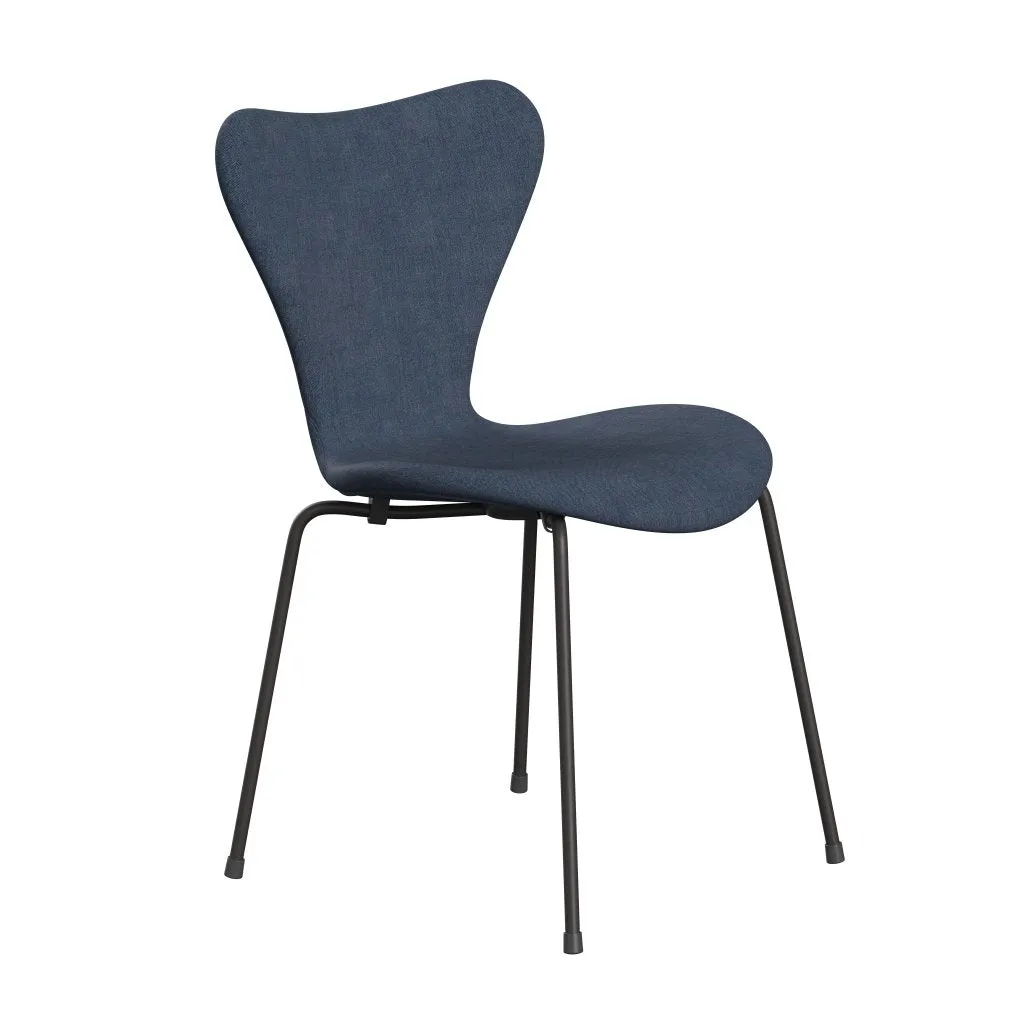 Fritz Hansen Series 7™ Chair Full Upholstery, Warm Graphite/Remix Dark Blue (Rem836)