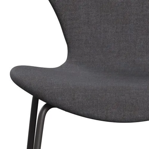 Fritz Hansen Series 7™ Chair Full Upholstery, Warm Graphite/Remix Dark Grey (Rem266)