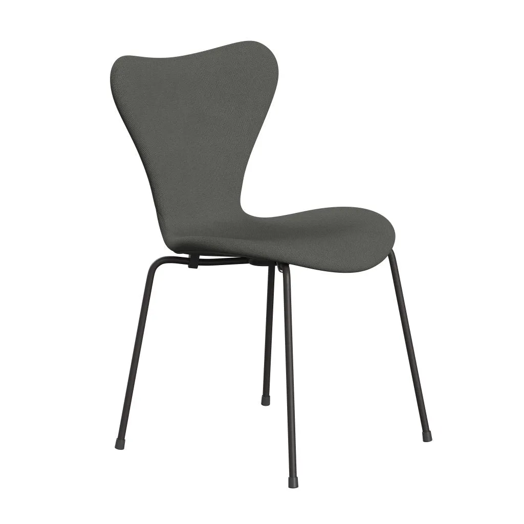 Fritz Hansen Series 7™ Chair Full Upholstery, Warm Graphite/Steelcut Grey