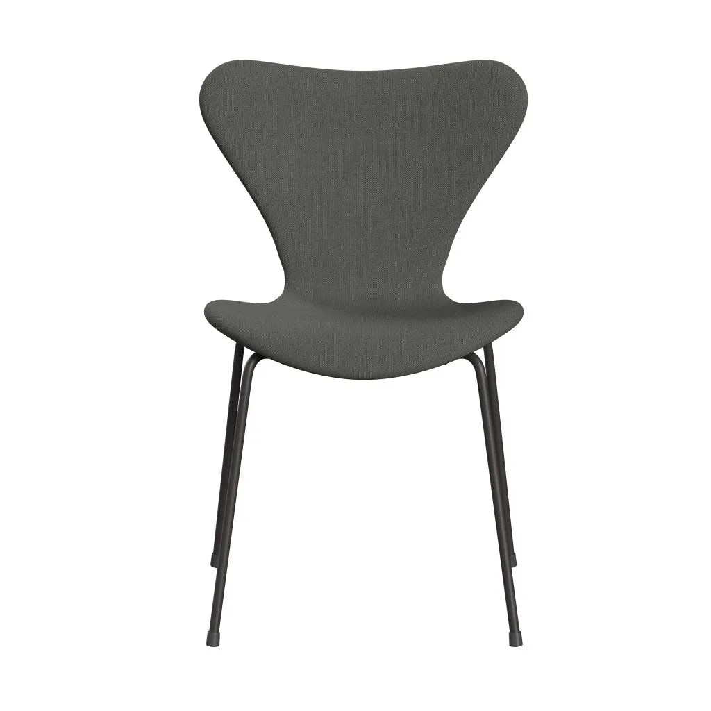 Fritz Hansen Series 7™ Chair Full Upholstery, Warm Graphite/Steelcut Grey