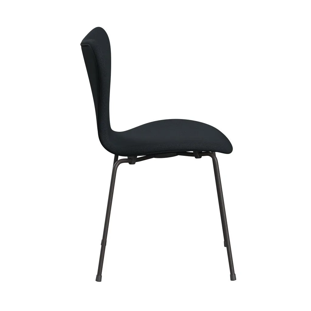 Fritz Hansen Series 7™ Chair Full Upholstery, Warm Graphite/Steelcut Trio Black