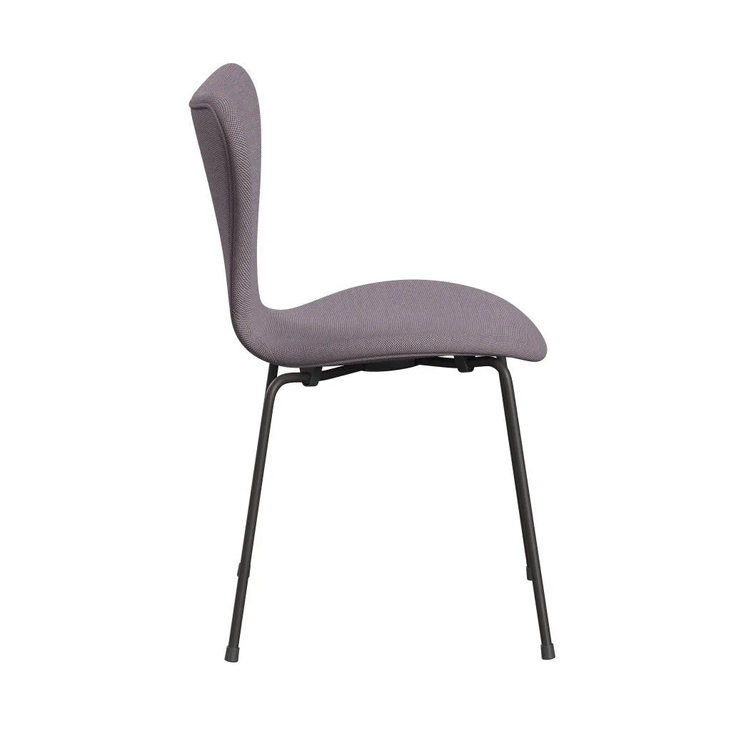 Fritz Hansen Series 7™ Chair Full Upholstery, Warm Graphite/Steelcut Trio White/Violet