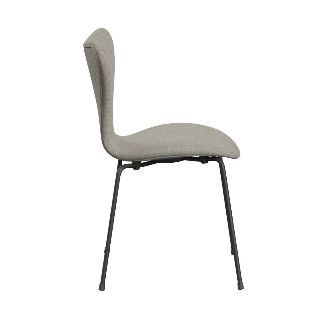 Fritz Hansen Series 7™ Chair Full Upholstery, Warm Graphite/Sunniva 2 Beige