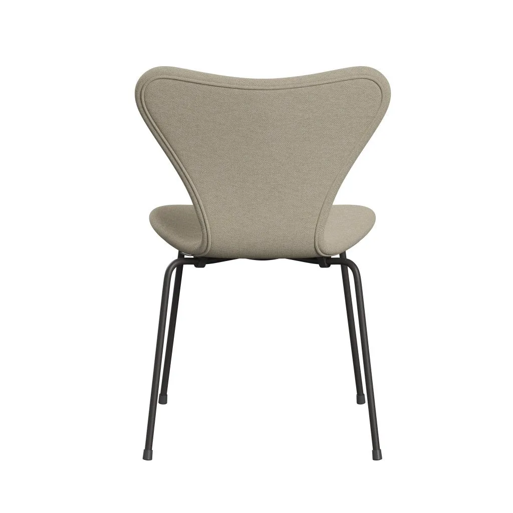 Fritz Hansen Series 7™ Chair Full Upholstery, Warm Graphite/Sunniva 2 Light Beige