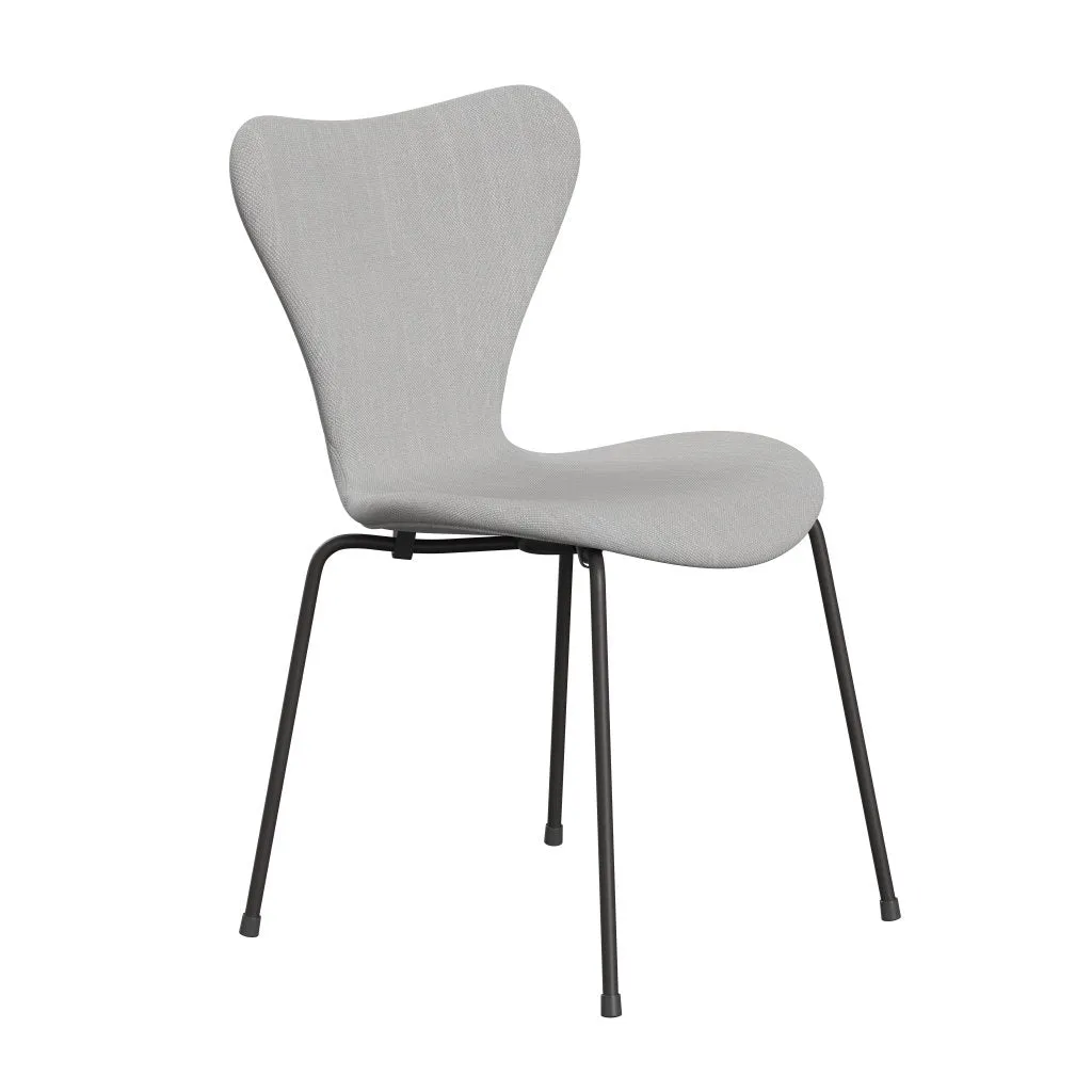Fritz Hansen Series 7™ Chair Full Upholstery, Warm Graphite/Sunniva 2 Natural/Light Grey