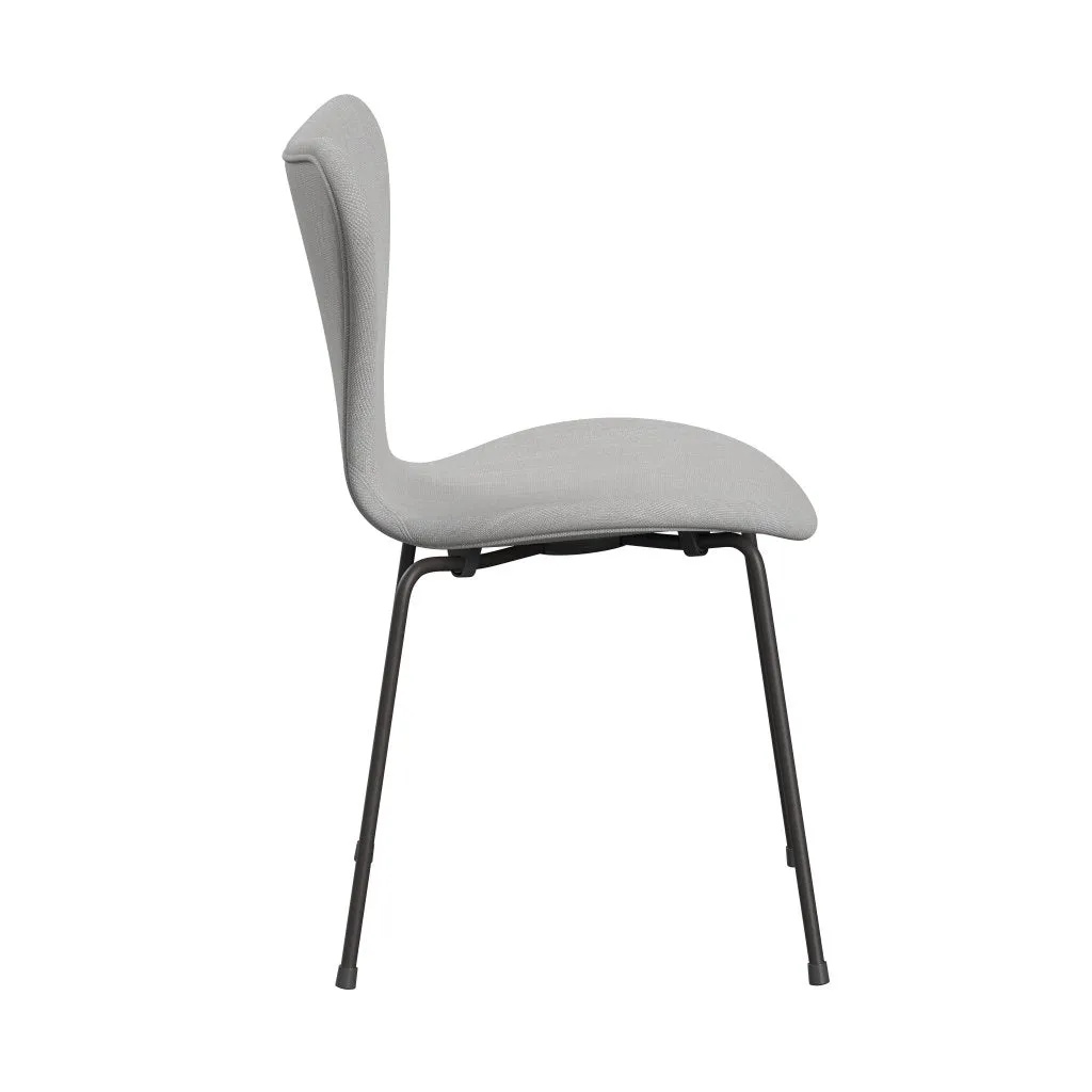 Fritz Hansen Series 7™ Chair Full Upholstery, Warm Graphite/Sunniva 2 Natural/Light Grey