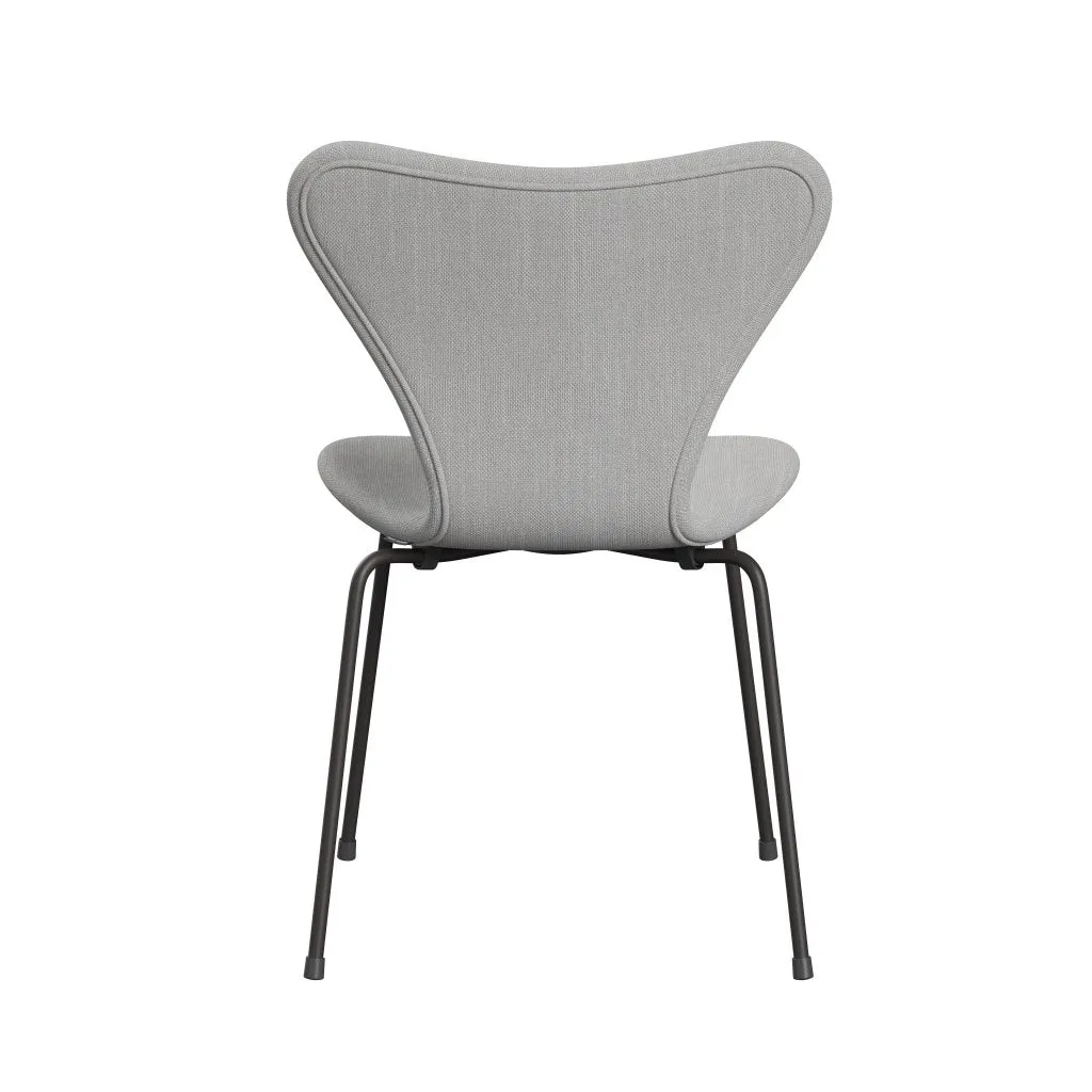 Fritz Hansen Series 7™ Chair Full Upholstery, Warm Graphite/Sunniva 2 Natural/Light Grey