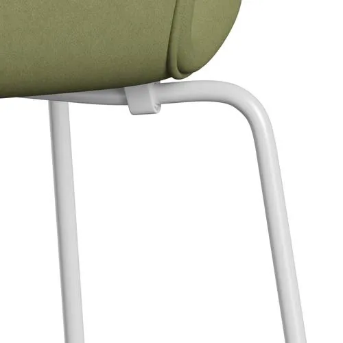 Fritz Hansen Series 7™ Chair Full Upholstery, White/Comfort Grey (C68009)