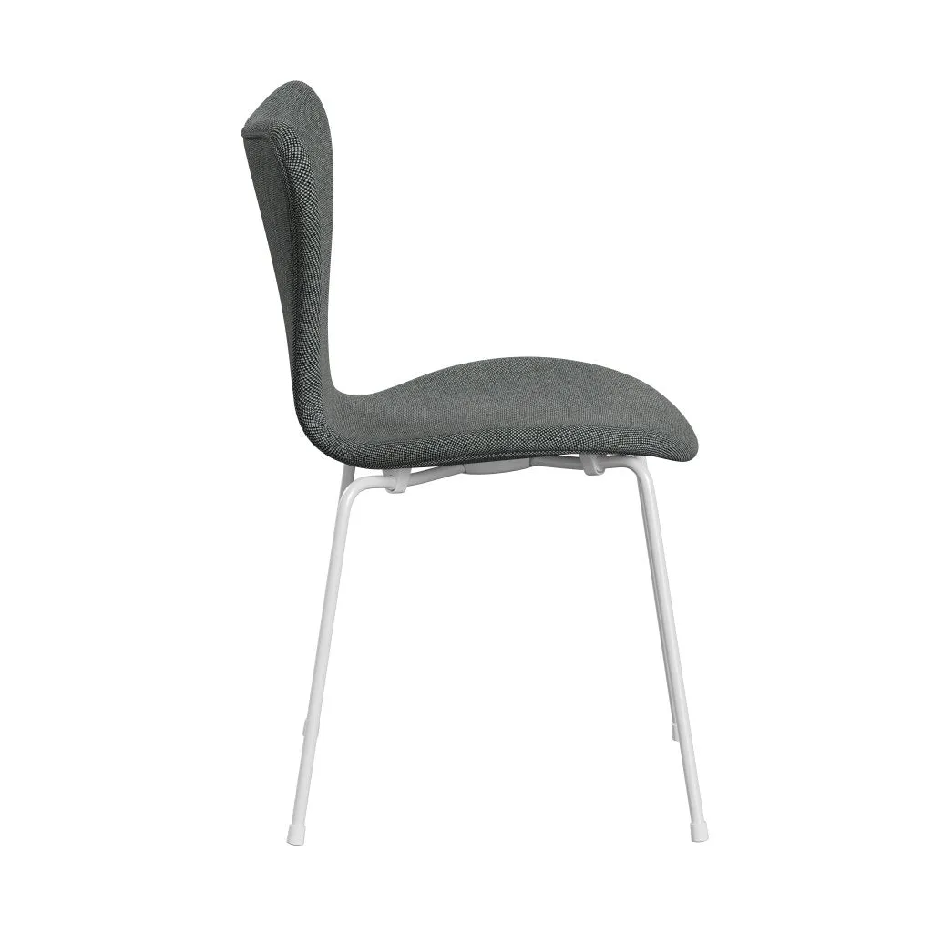 Fritz Hansen Series 7™ Chair Full Upholstery, White/Hallingdal White Black