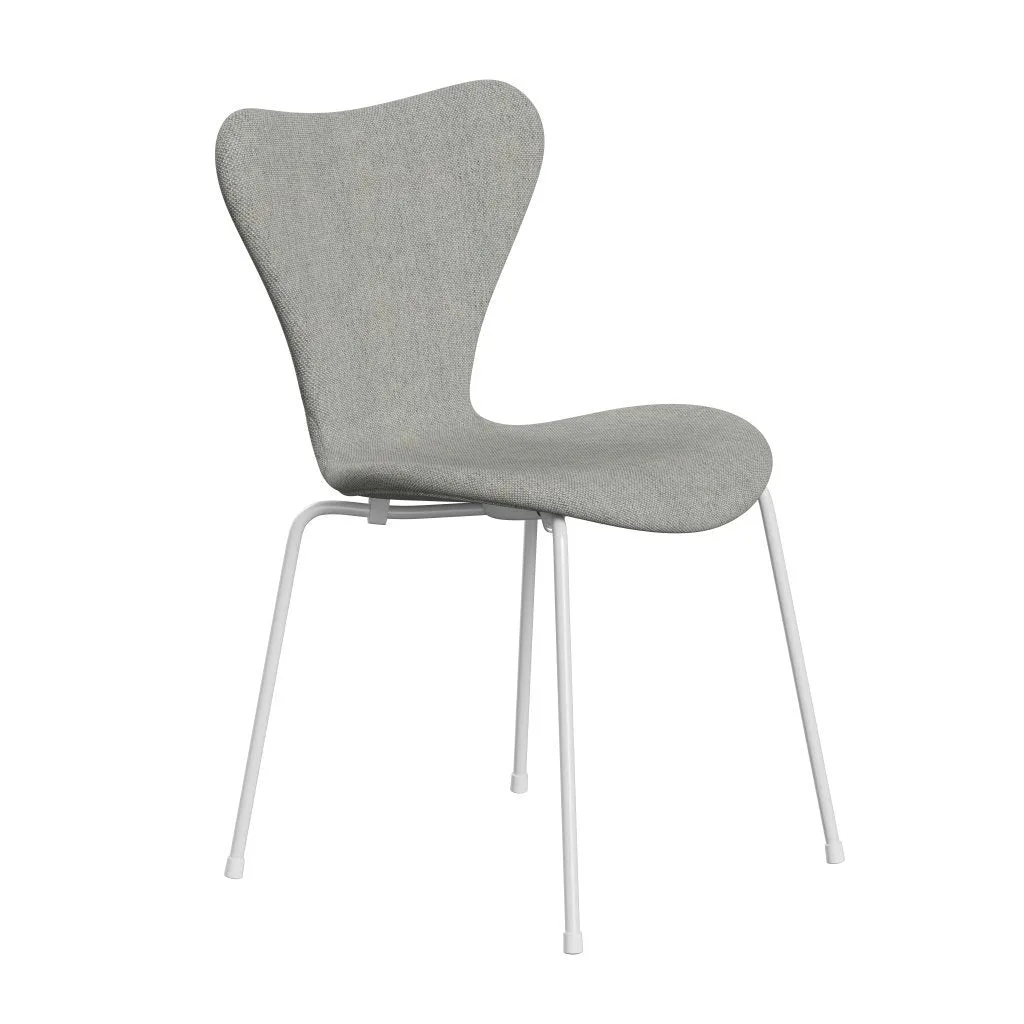 Fritz Hansen Series 7™ Chair Full Upholstery, White/Hallingdal White/Grey