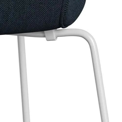 Fritz Hansen Series 7™ Chair Full Upholstery, White/Sunniva 2 Black/Navy