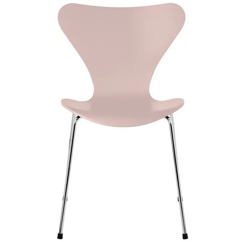 Fritz Hansen Series 7 Chair Lacquered Pale Rose Bowl, Chromed Steel Base