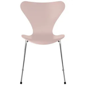 Fritz Hansen Series 7 Chair Lacquered Pale Rose Bowl, Chromed Steel Base