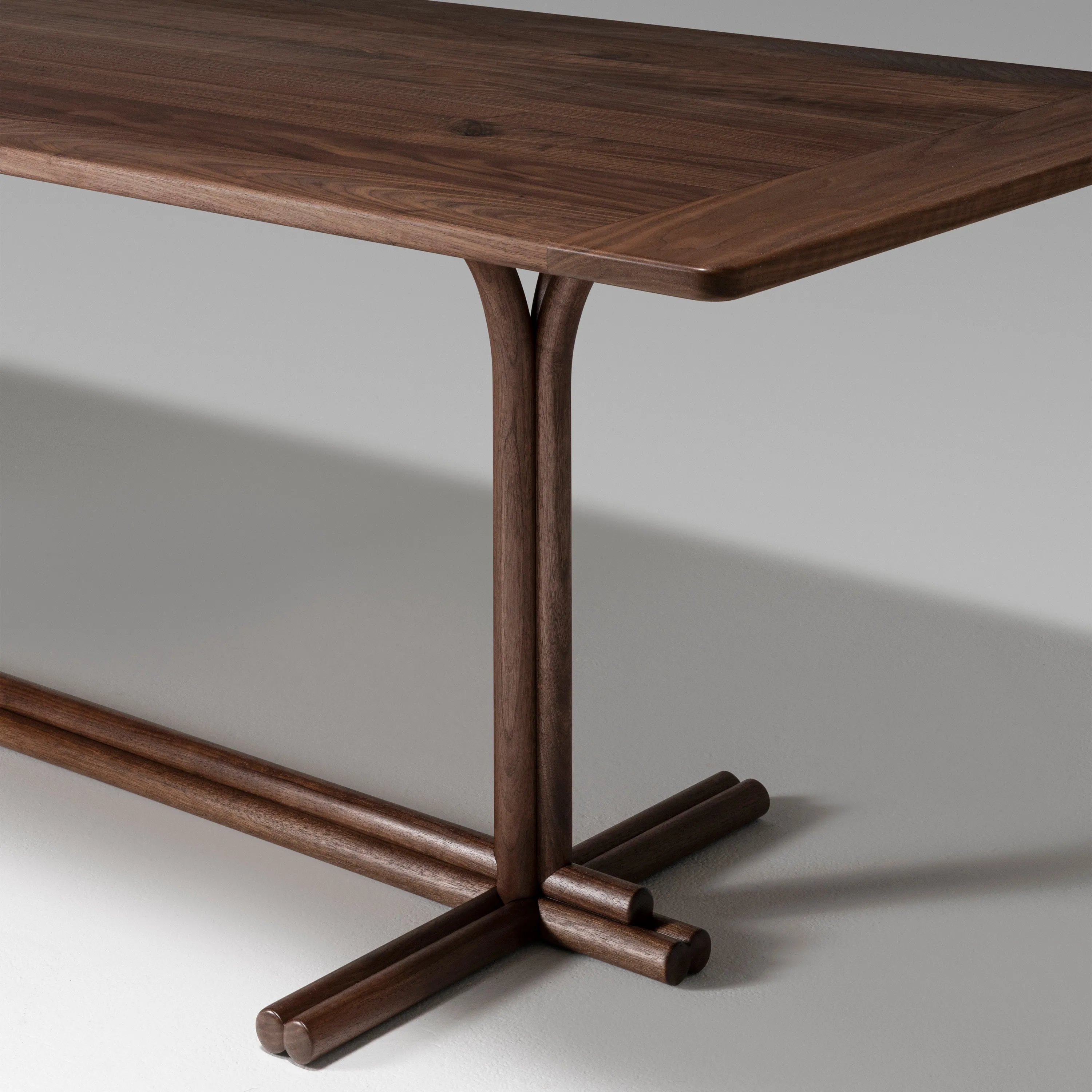 Lexington Dining Table