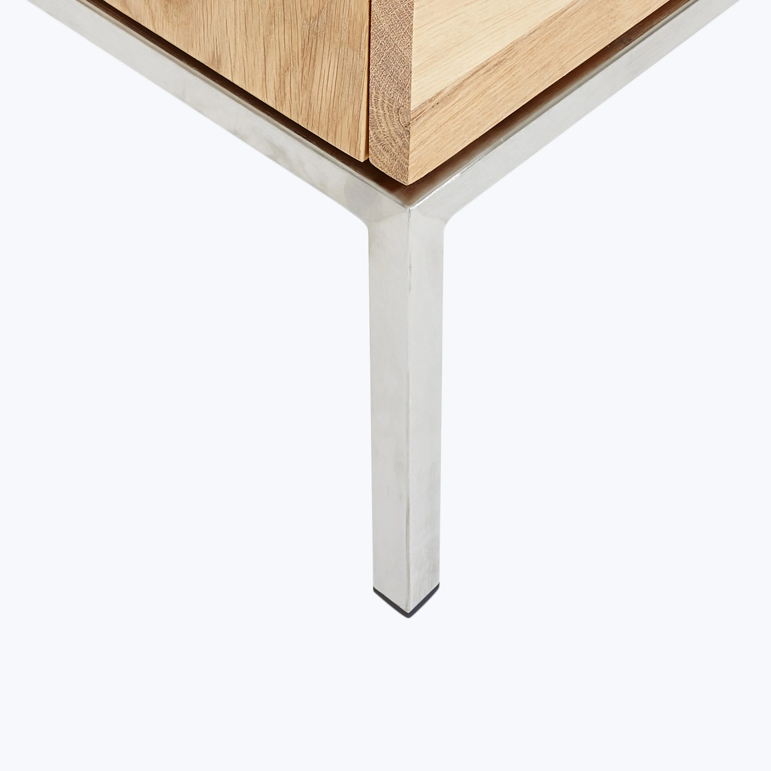 Oak Ligna 3-Door Sideboard