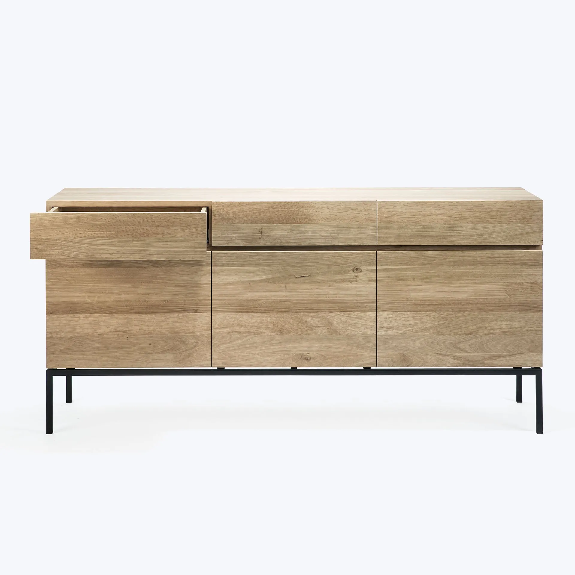 Oak Ligna 3-Door Sideboard