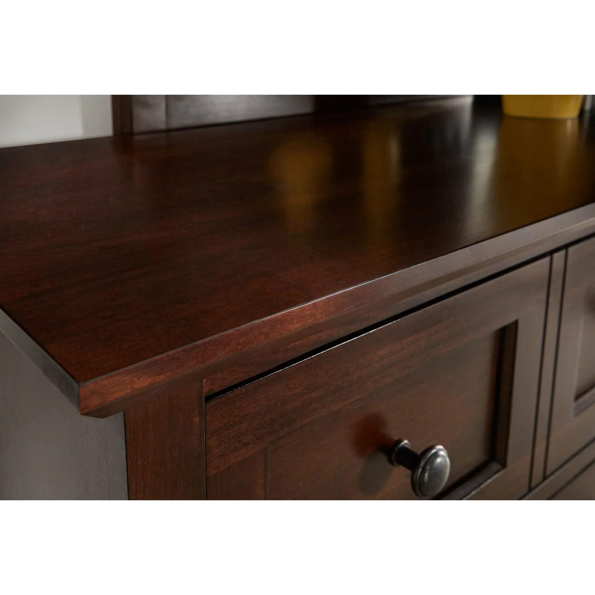 Paragon Eight Drawer Dresser in Truffle Modus