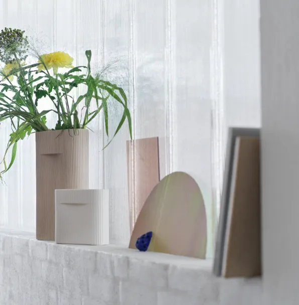 Ridge Vase Off-White, 19"